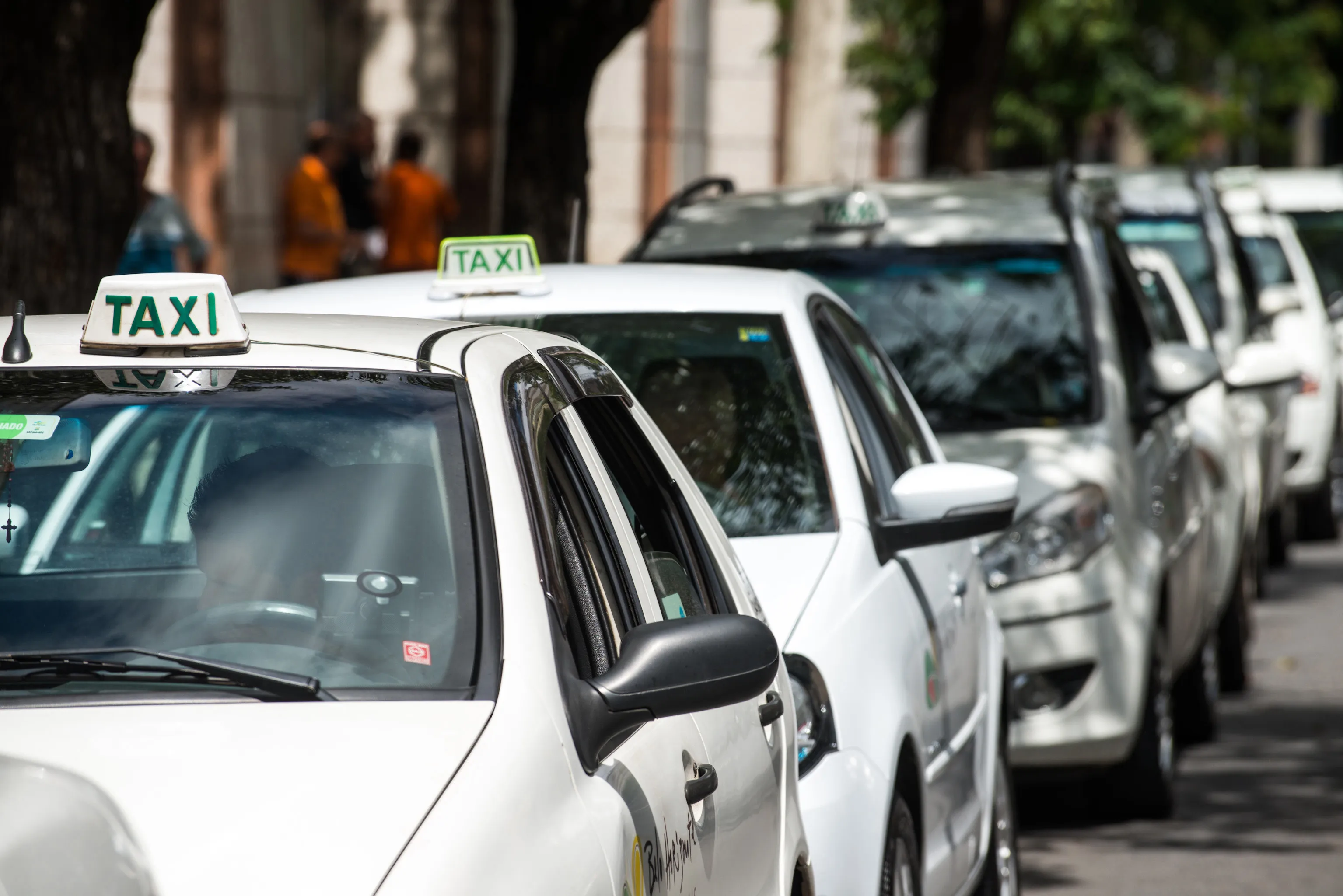 inizia la registrazione per l'assistenza taxi